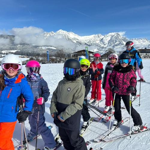 Alle hatten gro0ßen Spaß auf der Schipiste!