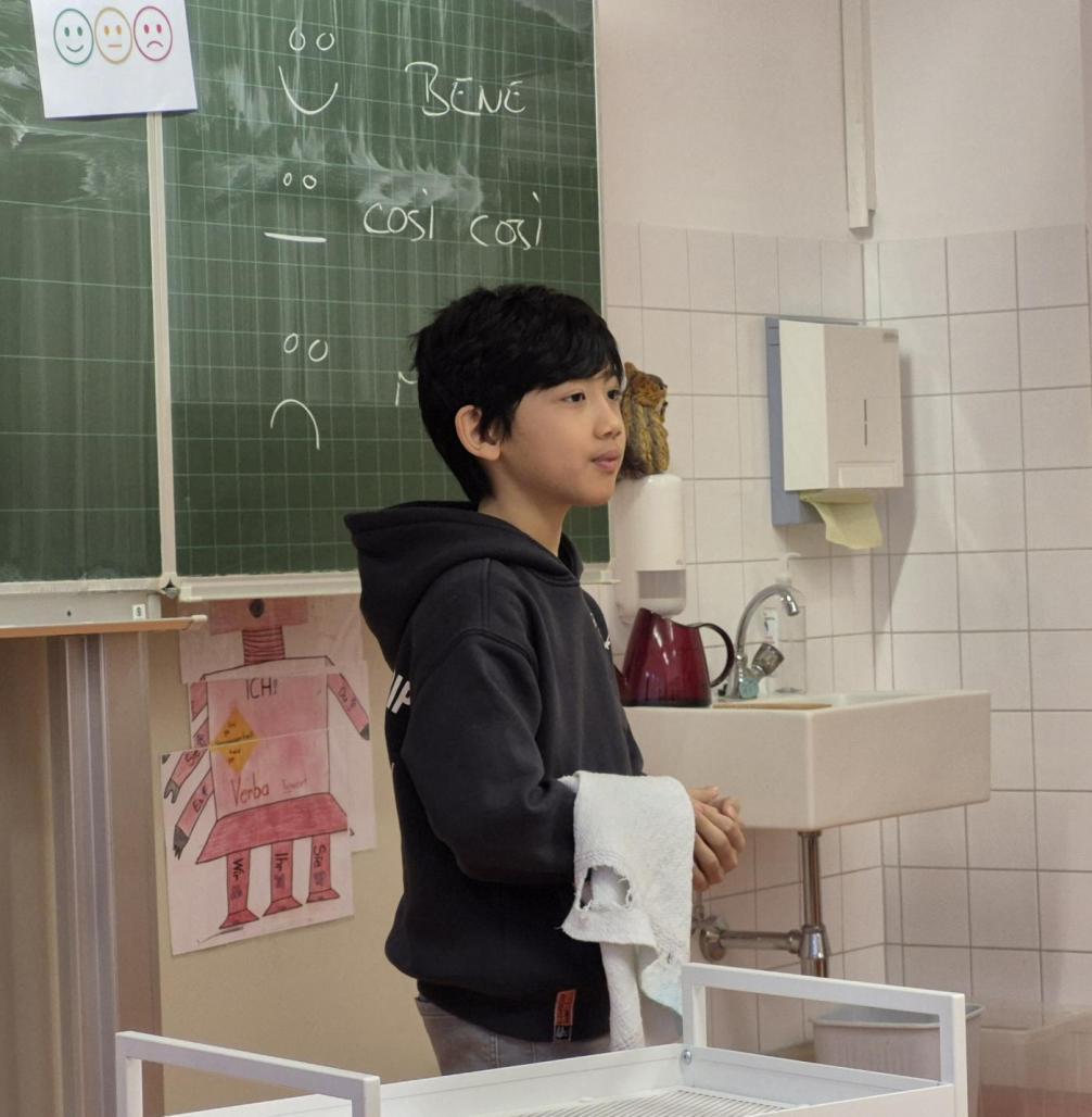 © ((c)) VS Kirchbichl Kind beim Rollenspiel