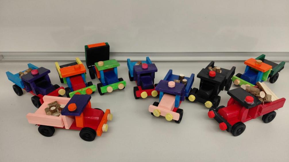 Holzautos